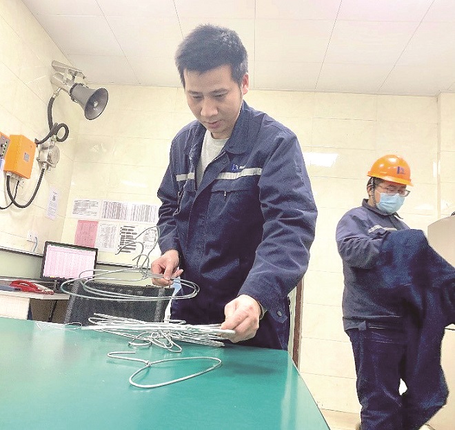 3-中金晾衣架2.jpg