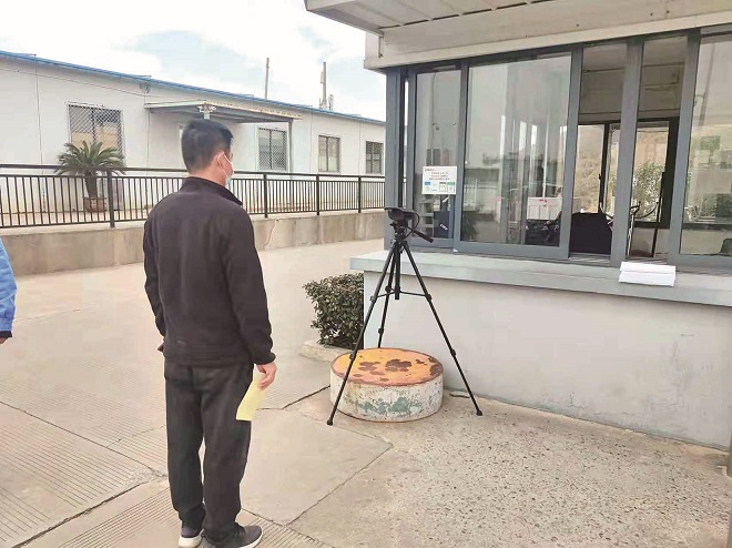 3-浙石化红外线体温检测报警仪1.jpg