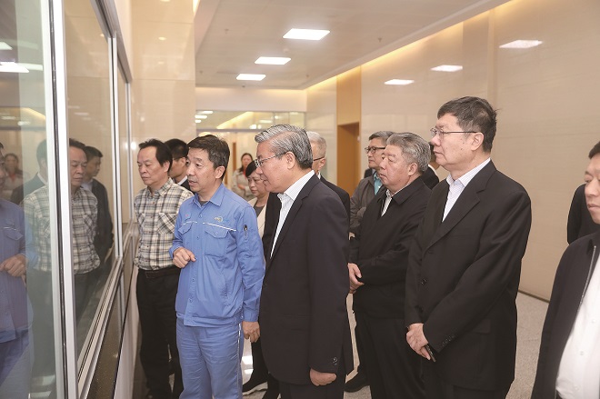 1-海南省政协主席李荣灿.jpg