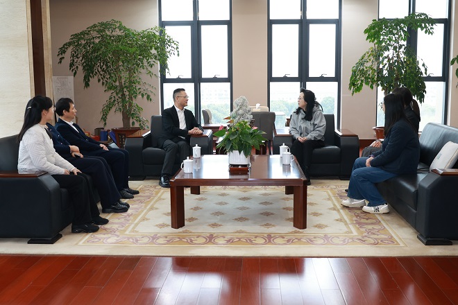 1-红十字会走访.jpg