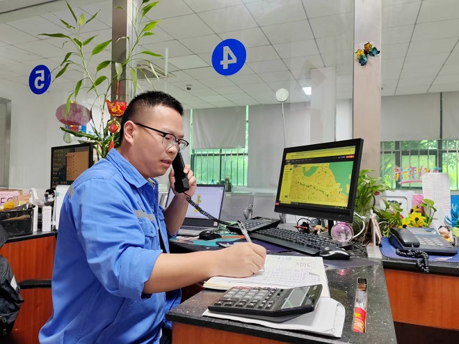 2-荣盛人余飞.jpg